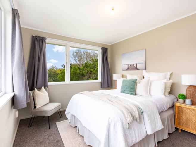 16 Komata Grove, Waitangirua