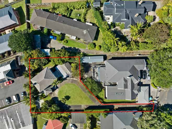 6A Claude Road, Epsom