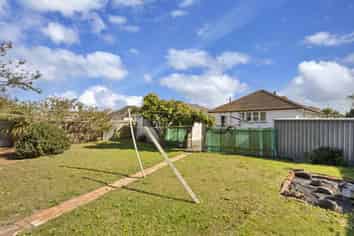 42 Eureka Street, Aranui