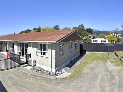 11b Fairfield Street, Brightwater