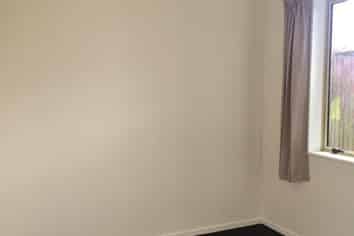 5A Bolton Place, Otara