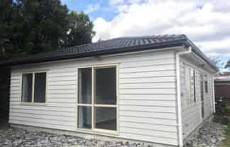 5A Bolton Place, Otara