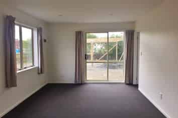 5A Bolton Place, Otara