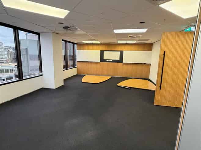 Premium Suite With a Large Balcony