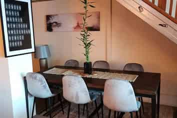 8 Bryce Lane, Hamilton Central