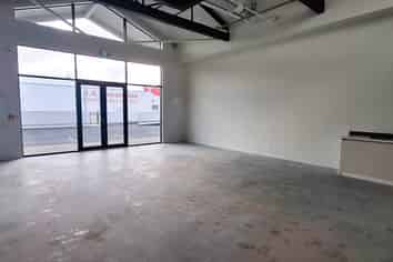 BRAND NEW COMMERCIAL/RETAIL TENANCIES
