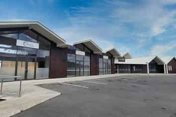 BRAND NEW COMMERCIAL/RETAIL TENANCIES
