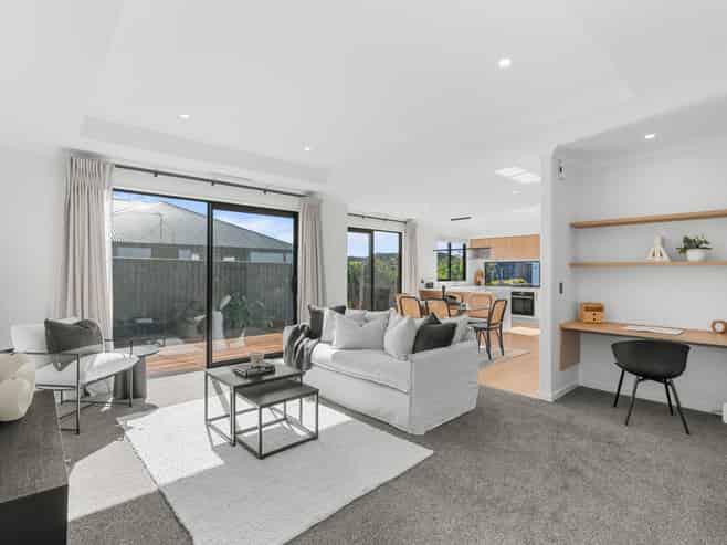 33 Withers Crescent, Halswell