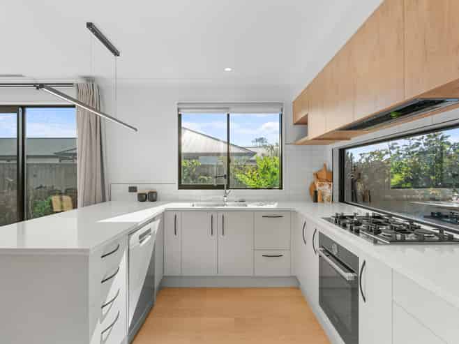 33 Withers Crescent, Halswell