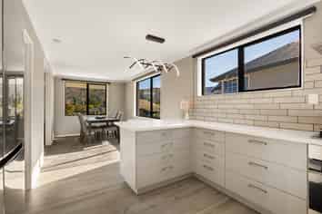 70 Newcastle Street, Clyde