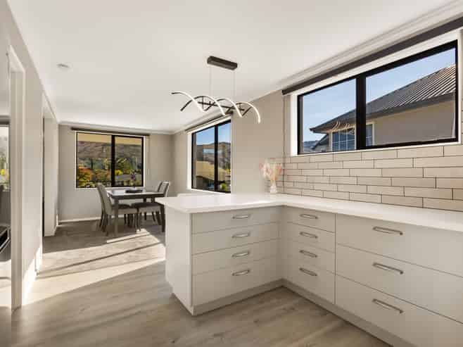 70 Newcastle Street, Clyde