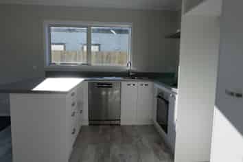 32 Koru Loop, Paraparaumu