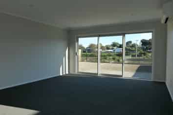 32 Koru Loop, Paraparaumu