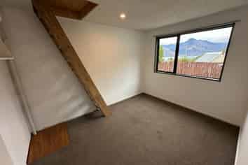 B/22 Watts Rd, Fernhill