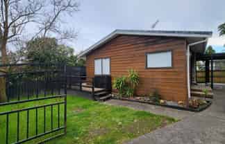 94 Ray Small Drive, Papakura