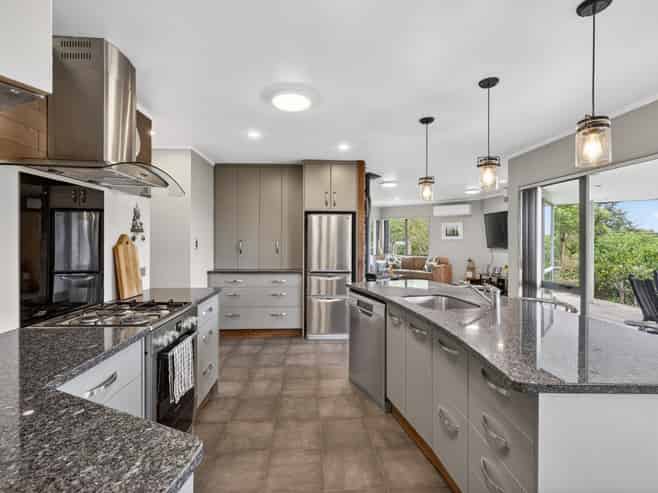 86A Glue Pot Road, Oropi