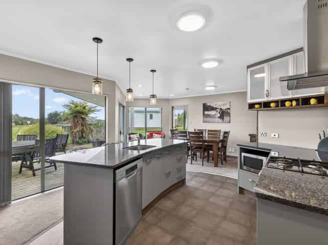 86A Glue Pot Road, Oropi