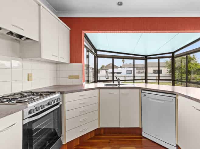 51 Riverbend Road, Onekawa