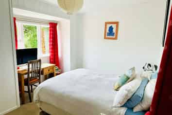 Auckland - Address withheld