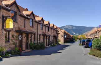 203 Quiet Woman Way, Stoke