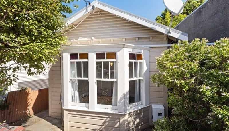 7 Carrington Street , Mount Cook