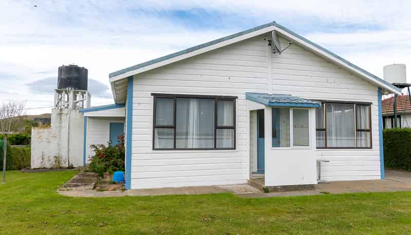 6 Halkirk Street, Karitane