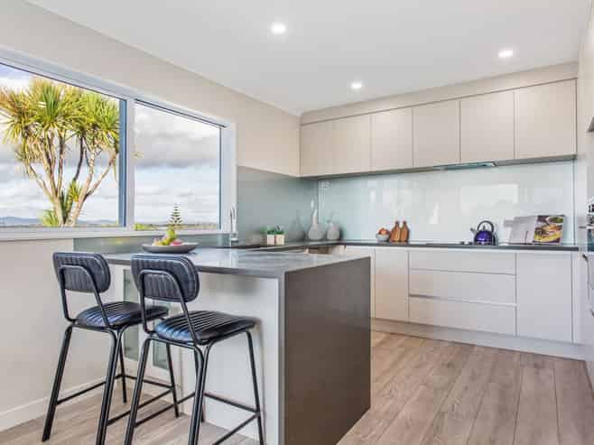 32 Piriti Place, Weymouth