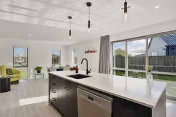 17 Foster Place, Amberley