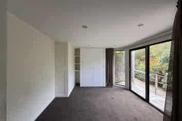 64A Calcutta St, Khandallah