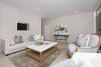 19 McQuoids Road, Flat Bush