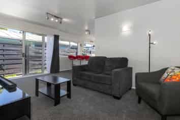 16B Marere Avenue, Paraparaumu