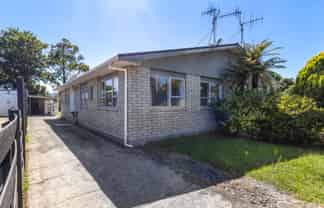 16B Marere Avenue, Paraparaumu