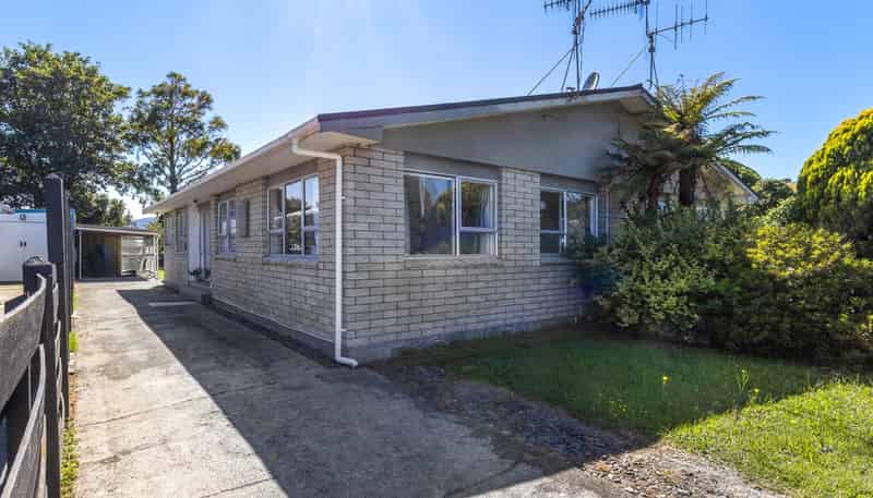 16B Marere Avenue, Paraparaumu