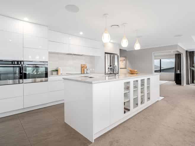 14 Wangapeka Way, Aotea