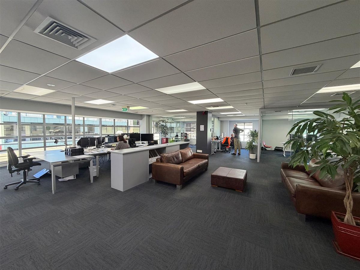 Functional Kingdon Street Office - Fler