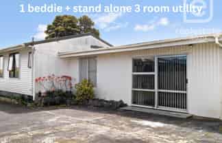 a/56 Tennessee Avenue, Mangere