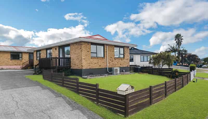 44A Edgewater Parade, WAIUKU