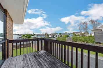 44A Edgewater Parade, WAIUKU