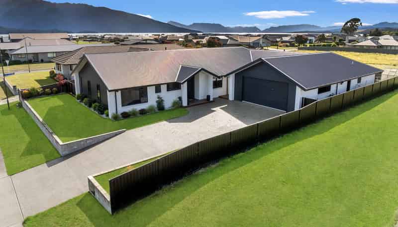 4 Acheron Way, Te Anau