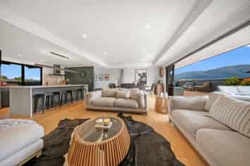 4 Acheron Way, Te Anau