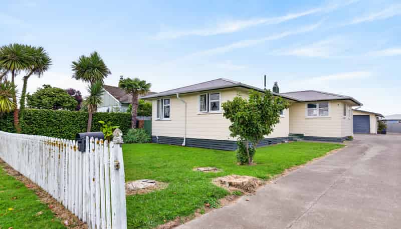 5 Neal Crescent, Onekawa