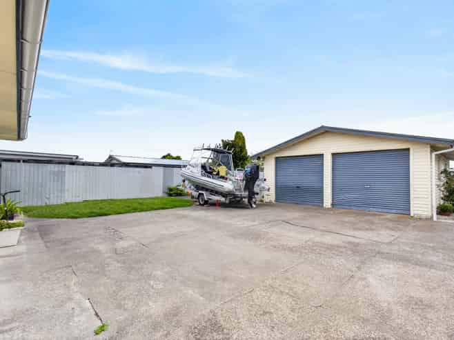 5 Neal Crescent, Onekawa