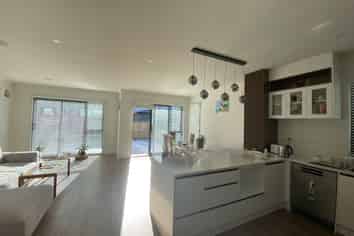 13 Sagitta Drive, Flat Bush