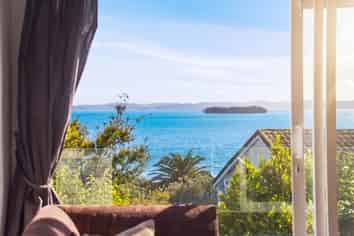 13 Sea View Terrace, Cockle Bay