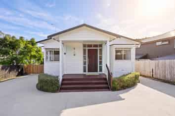 13 Sea View Terrace, Cockle Bay