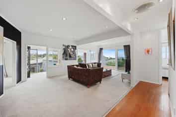 13 Sea View Terrace, Cockle Bay