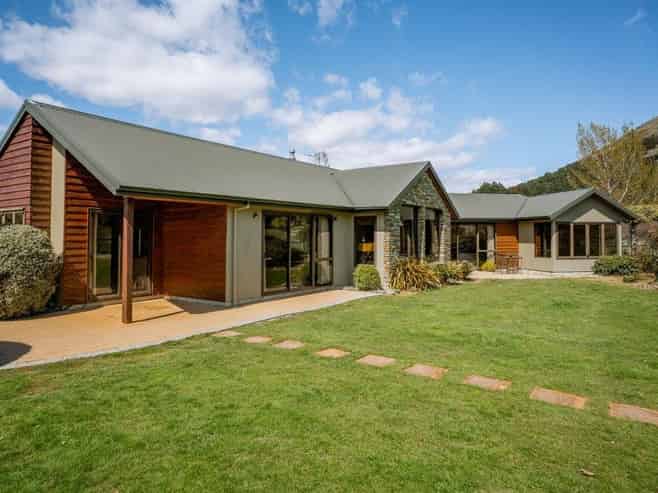 36 Ruru Lane, Wanaka