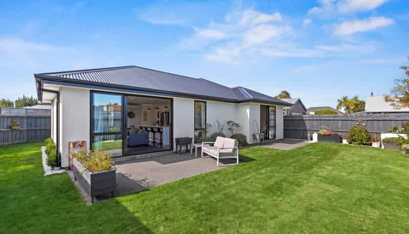 414 Bower Avenue, Parklands