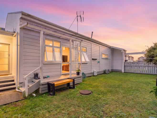 131 Bath Street, Levin