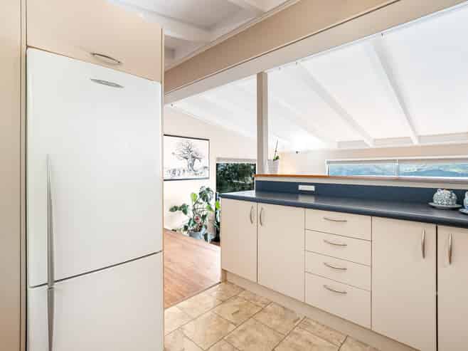 137 Kahu Road, Paremata